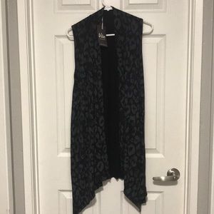 NWT black animal print shrug